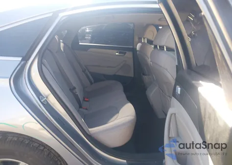 2015 Hyundai Sonata Se z USA, uszkodzony, nr VIN 5NPE24AF6FH210821